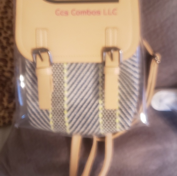 Clear Backpack w Removable Insert, brand new. - Picture 4 of 7